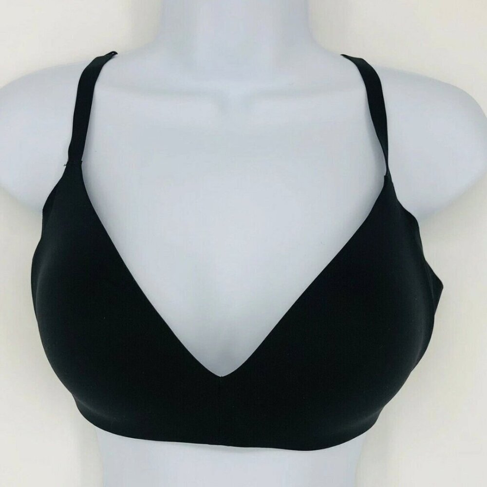 Lululemon Black Take Shape Bra 36C Adjustable Tee Shirt Cupped Bra Smoothing